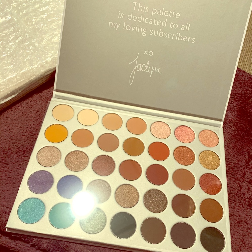 BRAND NEW Jaclyn Hill Morphe Eyeshadow Palette